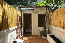 Large Terrace+Modern&Spacious&Bright 2Bdrs 1Bath Apt+L1/7 Chang Shu Rd+IAPM