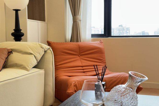 Impressive 2+1Br -2bathr + heating | Xujiahui CBD | Shanghai Stadium Mt