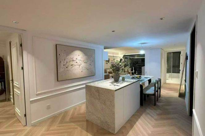 Xiaonanmen/3br2bt/central AC/floor heat/oven/Huangpu River view