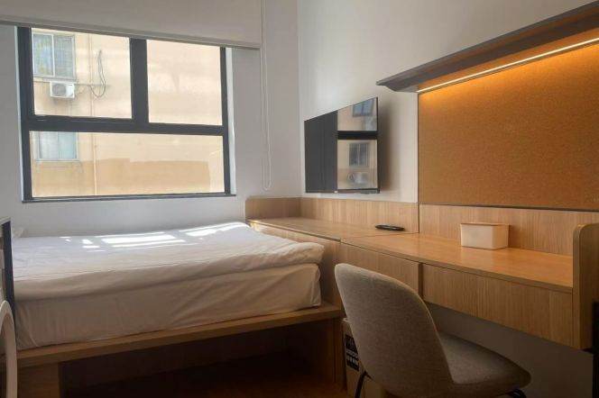 1Studio near line 8, Fu'dan and Tong'ji Uni can long and short term lease