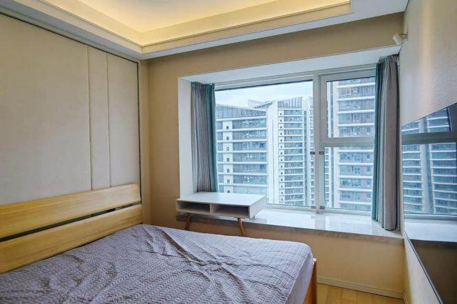 Good Quality 2 br with floor heating next Wellington shanghai ,easy to L 6/8/11