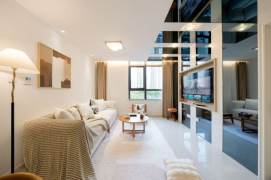 2+1 Rooms, 1 Bath with Floor Heating/ Dish washer, 167 sqm @ Shanghai railway station L1,3&4