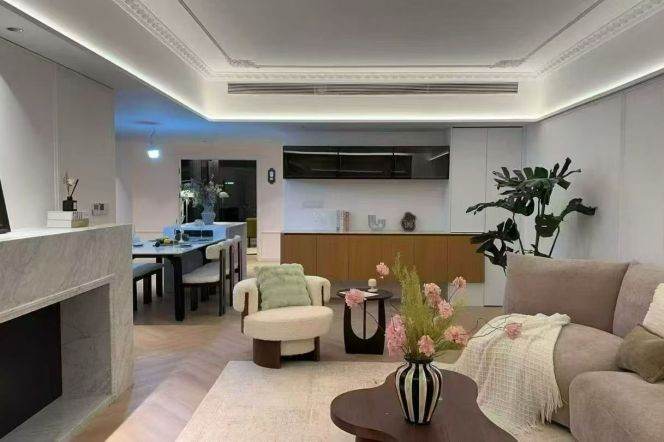 Xiaonanmen/3br2bt/central AC/floor heat/oven/Huangpu River view