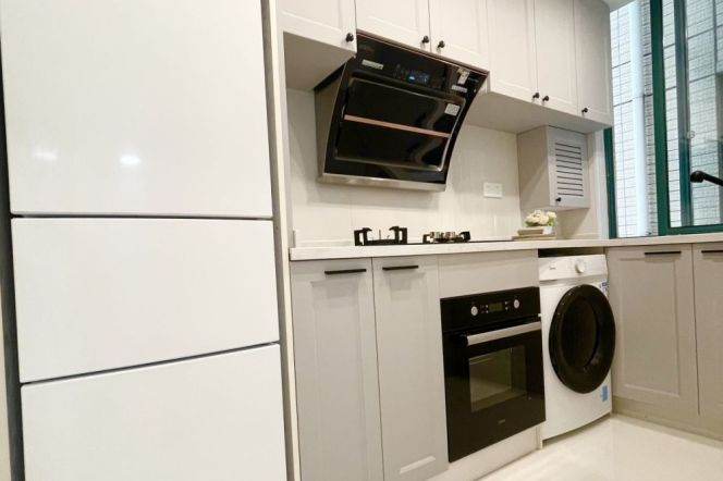 Moder&Spacious 2Br | Jiangsu rd metro L2/11 ,Newly 2br ,Elevator+Balcony