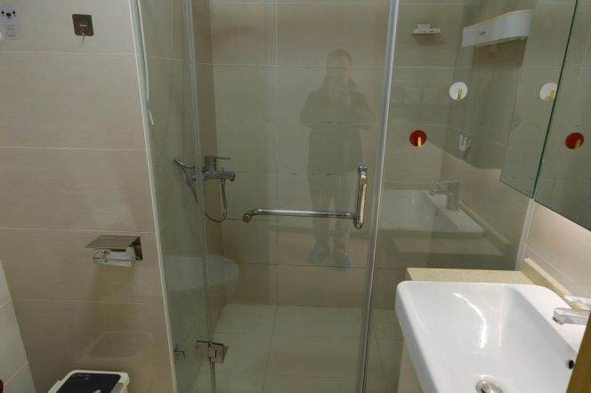 Bright 3 br next NYU shanghai with Big Terrace ,4 mins walking to L6/8/11