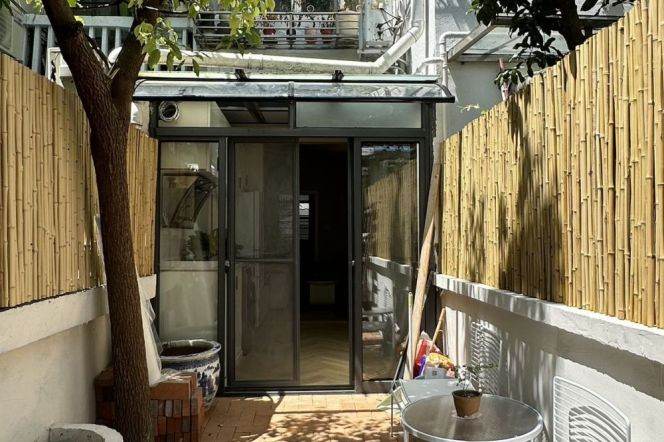 Large Terrace+Modern&Spacious&Bright 2Bdrs 1Bath Apt+L1/7 Chang Shu Rd+IAPM