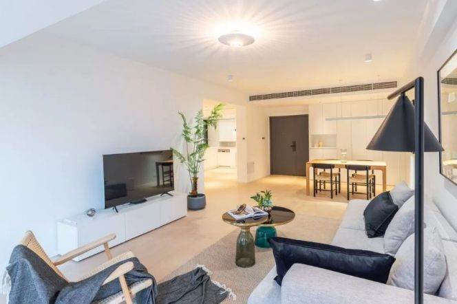 modern big 3brs floor heating modern furniture near Wu kang road 26K