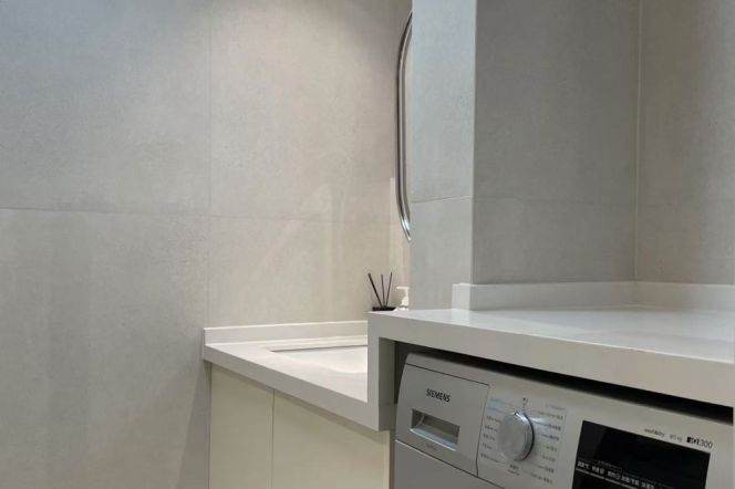 Modern&Spacious&Bright 1Bdr 1Bath Apt+L2/11 Jiang Su Rd+Large Closet+2F Walk Up+Large Closets