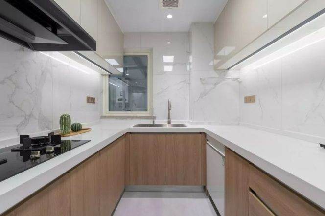 modern big 3brs wall heating nice view beside IAPM line 1,10,12 only 28.8K