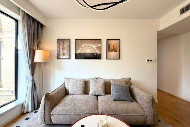 2br Apt in Jing'an District Near Changshou Rd Station(Line 7/13)