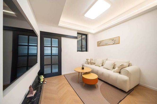 Modern 1Br/1Lr/1Bt apt nr Jingan temple,M2/7/14