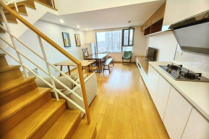 1BR+1Study, Next to Subway & Malls, Key, New, Clean,High quality, 7.7K