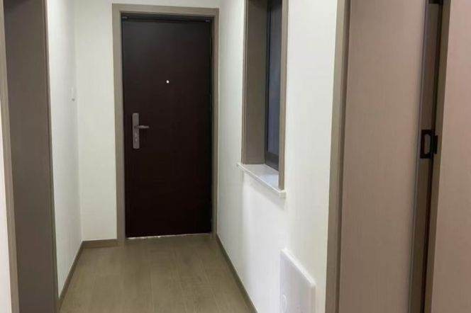 2BR in Xu'hui near NYU and Dong'hua Uni can long and short term lease