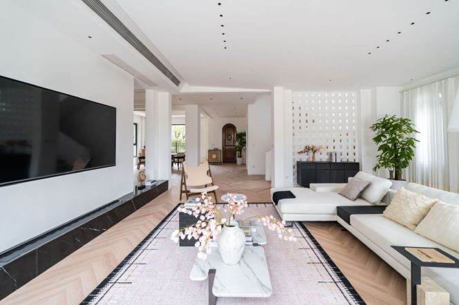 Villa@Qingpu 6br/5bt 500sqm indoor +400sqm outdoor quality design