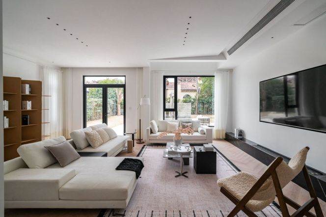 Villa@Qingpu 6br/5bt 500sqm indoor +400sqm outdoor quality design