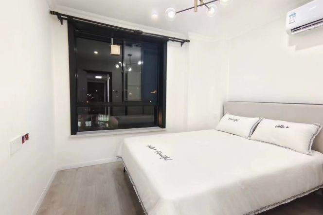 2br elevator-Shanghai Normal University-5 minutes to Line 1/12-Caobao Road