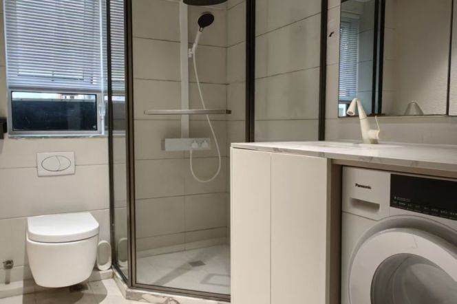 Good Compound 1Bed Lots of Storage@IAPM