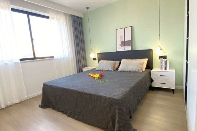 Elevator Good-view Spacious 1Br/2Lr/1Bt Close to L10/11 Jiaotong University Metro Station 