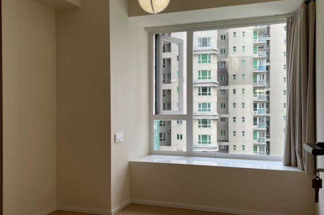 Spacious&Bright 2Bdrs 1Bath Apt+Jing An Temple+L14 Wu Ding Rd+Nice Compound
