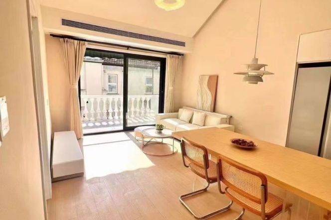 Well-designed &Bright 2Br w. Heating &Balcony