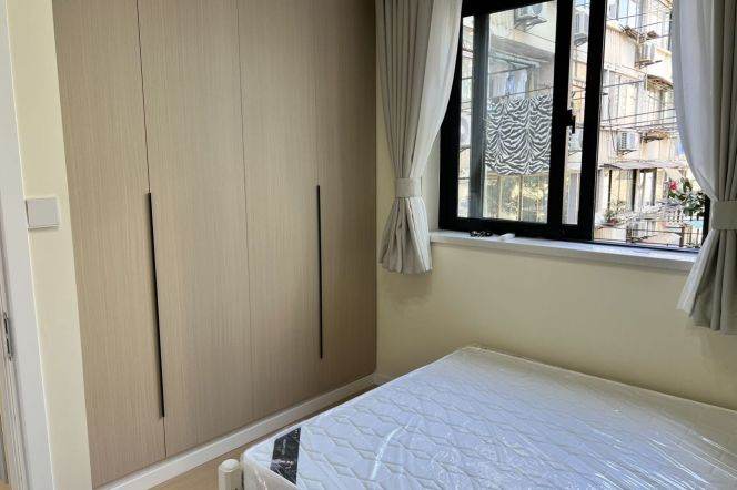 (S)shanxi rd 1BR/big living room@L1/10/12