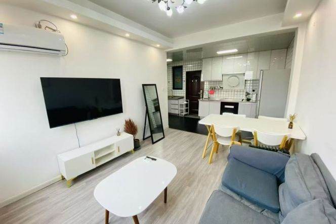 (M)huaihai rd 1BR/Big living room@L1/10/12/13