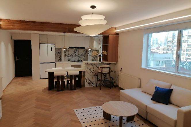 Jiaotong University Station Elevator 2Br/2Bath with Open Balcony Line10/11