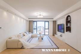 Top Compound+Spacious&Bright 3Bdrs 2Bath Apt+Zhong Shan Park+Su Zhou Creek+Large Balcony