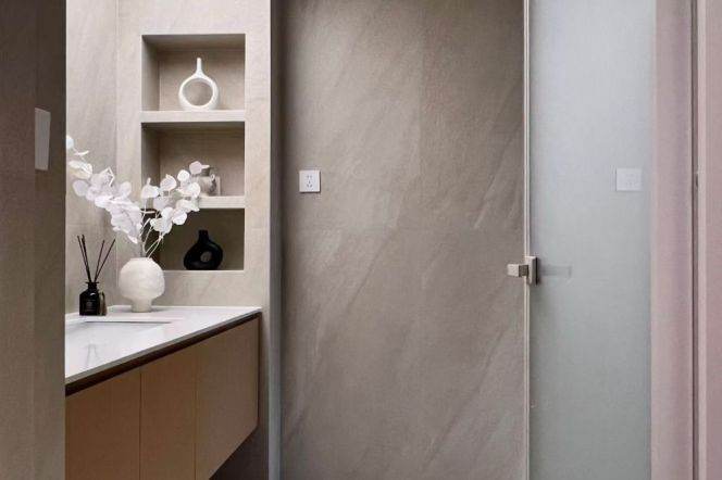 300 meters from Metro Line 2 station, brand new 2-bedroom apartment with floor heating