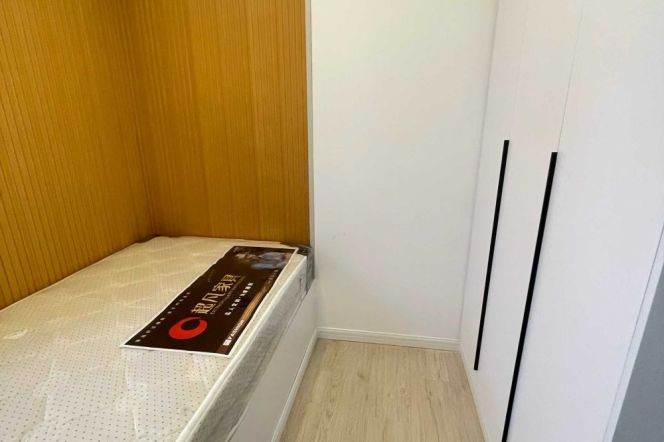 hongqiao rd 2BR/elevator@L3/4/10