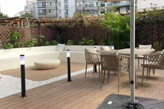 Huge terrace@3brs&2baths near Shanghai Railway Station