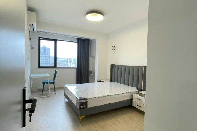 hongqiao rd 2BR/elevator@L3/4/10