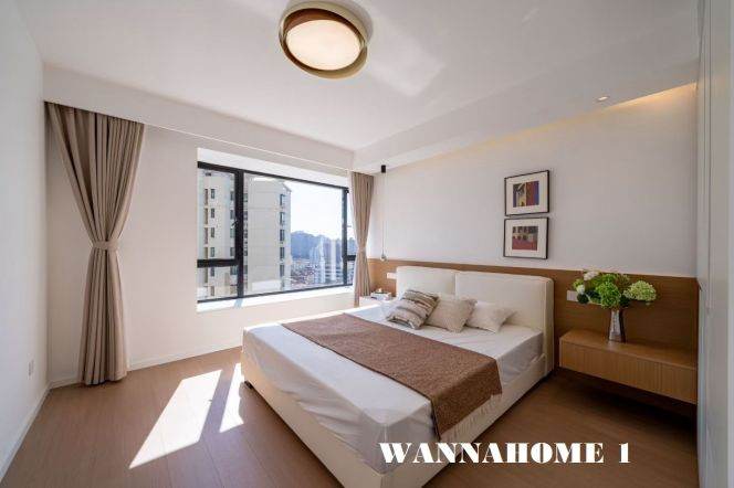 Spacious&Really Bright 2Bdrs 1bath Apt+L3/4/10 Hong Qiao Rd/Good View+Top Compound