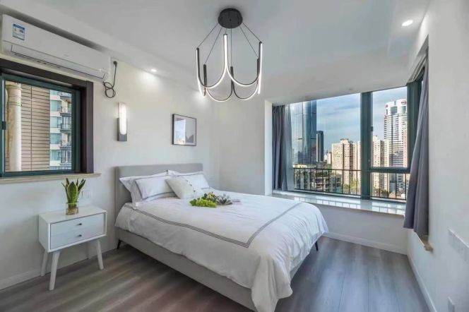 Outdoor balcony+Spacious 2br 2baths+Nice compound,Xujiahui@L11/1/9