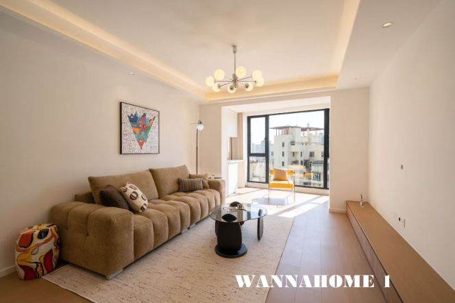 Spacious&Really Bright 2Bdrs 1bath Apt+L3/4/10 Hong Qiao Rd/Good View+Top Compound