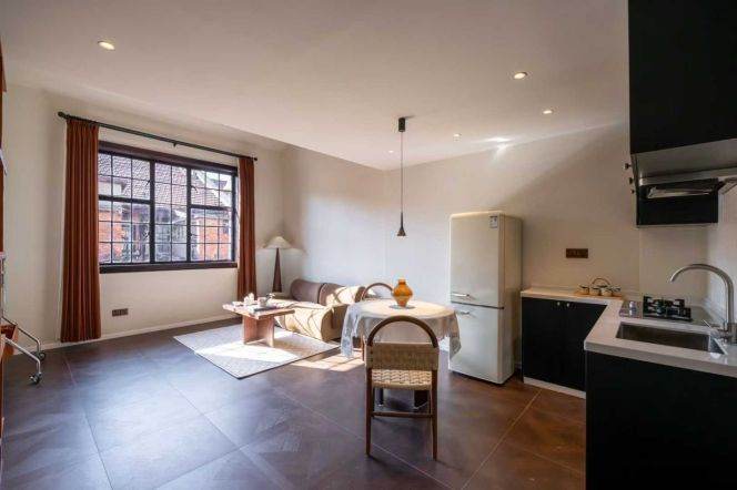 South Shanxi Rd Station Loft 1+1Br Line1/10/12