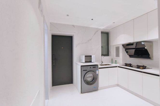 modern 1br 1lr/bright room/big kitchen,Yishan rd@L3/4/9