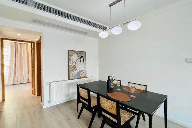 One park Spacious and bright 3Br/2bt@Jing'an temple 143sqm with nice open balcony