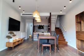 Good value 2brs&2baths with terrace near Jing'an Temple