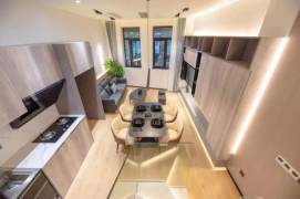 Single house@2brs with terrace near South Shaanxi Road