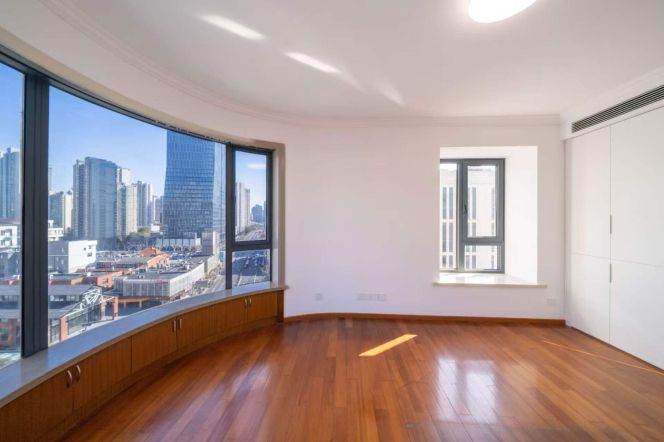 Brand new 2Br with Great view @ L7 