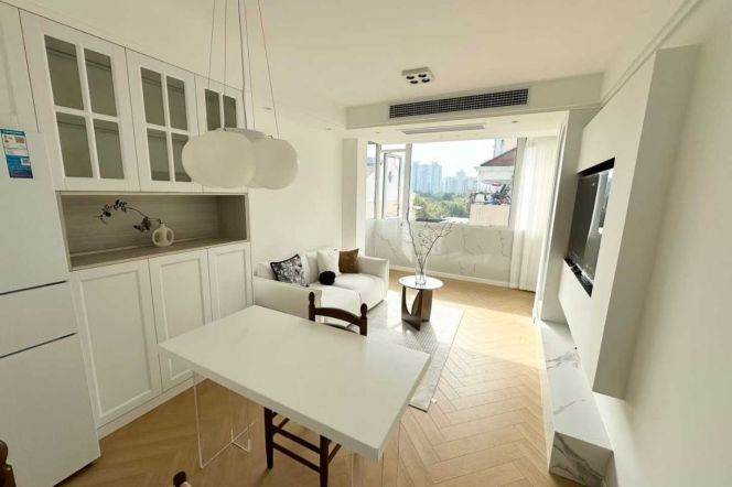 zhongshan park 1BR/big living room@L2/3/4 