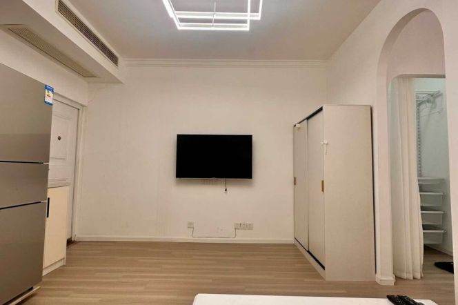 1 br near L1/L10/L12 south shaanxi rd station