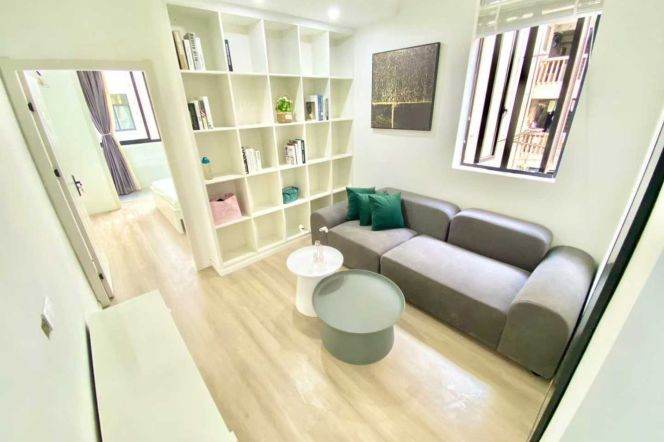 changshou rd 2BR/living room@L7/13