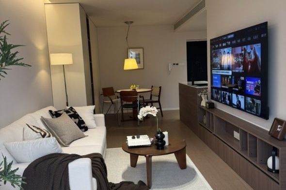 Suzhou Creek | Zhenping rd metro L3/4/7 | Modern 1BR +River view + Heating