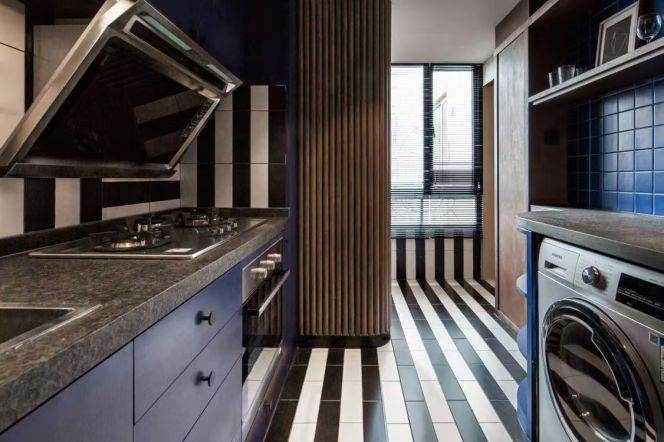 stylish elevator 1br Nr dongan road M4/7