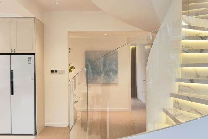 Villa @ QingPu 5br/4bt 300sqm with large garden quality design