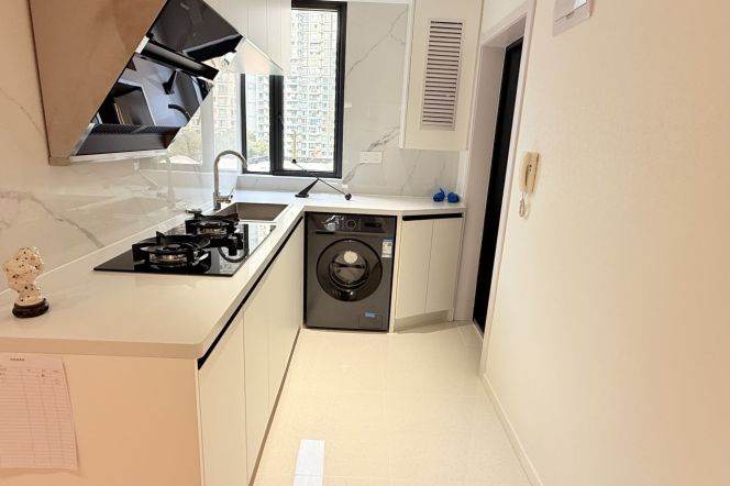  Fresh bright 1br Nr caobao road M1/12