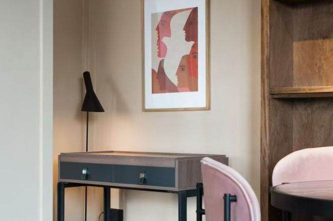 stylish elevator 1br Nr dongan road M4/7