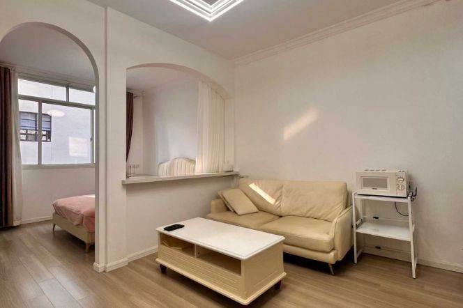 1 br near L1/L10/L12 south shaanxi rd station